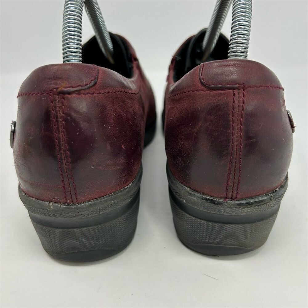 KEEN Women's Red Leather Slip-On Clog Loafers Size 10 Casual Comfort - Picture 8 of 15